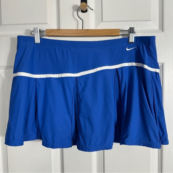 NEW Nike Dri-Fit skort, size XL (16-18), Blue/white, activewear, tennis, pleated - Picture 1 of 10